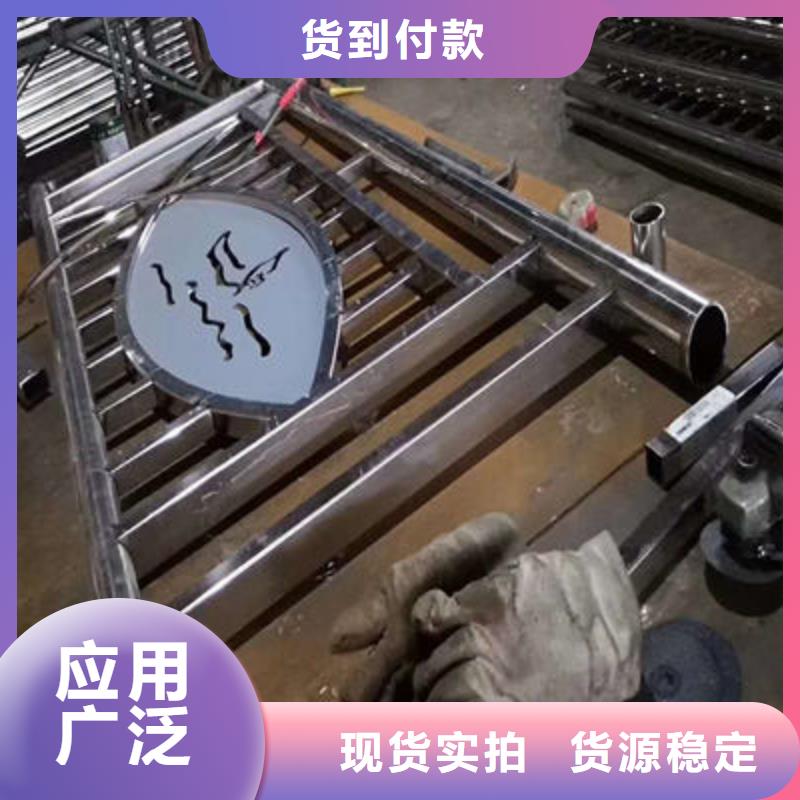 公路护栏_【交通护栏】价格公道合理细节之处更加用心